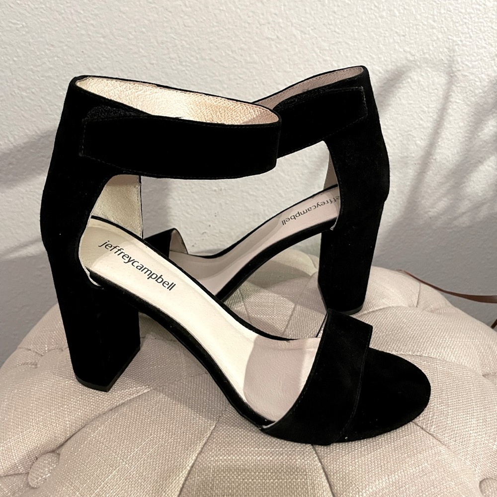 Jeffrey Campbell Lindsay ankle strap in black suede. Size 8.5